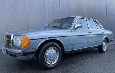 Mercedes 200 1976 Used